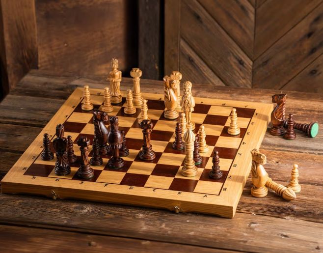 ☝️A szabályok szerint a leghosszabb lehetséges játszma 5949 lépésből állhat. Valójában a leghosszabb feljegyzett játszmát...